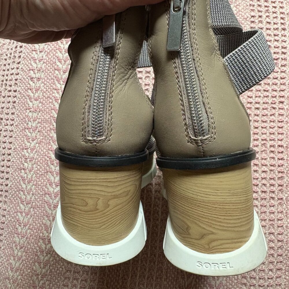 Sorel Joanie III sporty platform wedge sandals taupe black white women's 8 - Picture 4 of 7